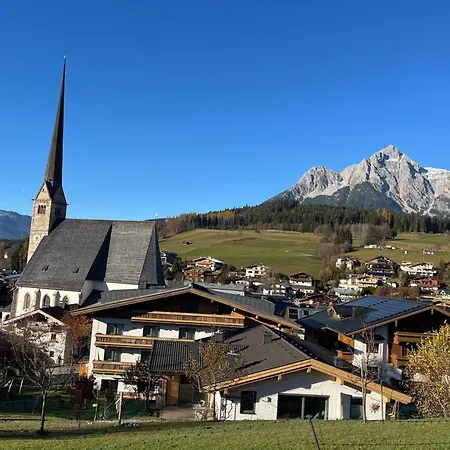 Gemuetliches In Top-lage - 250 M Zum Lift, Nahe Zentrum